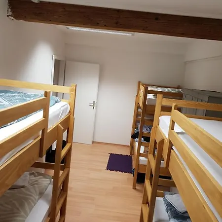 Hostel Central Bridge *